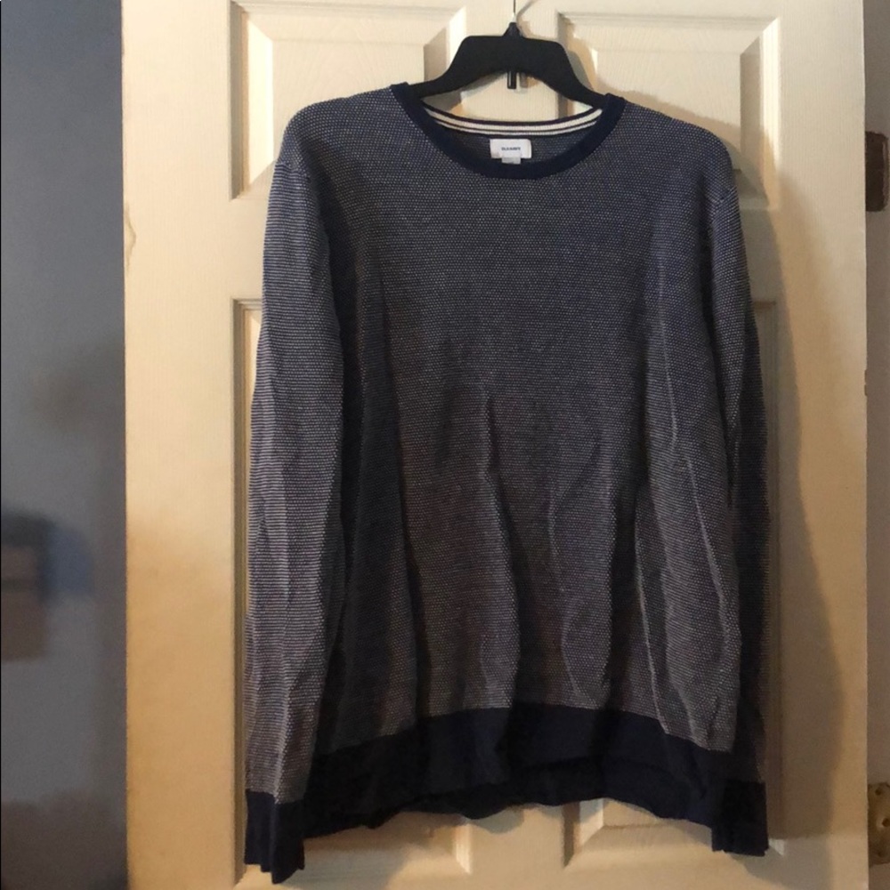 Men's Old Navy blue & white sweater